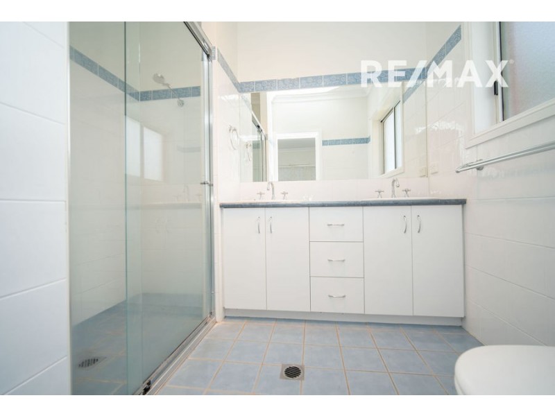 2 Ulandra Place, Estella NSW 2650