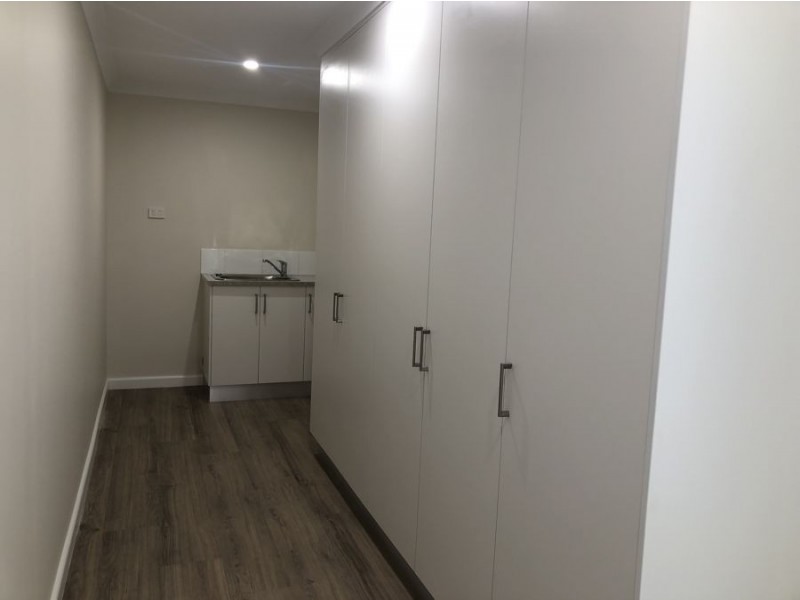 12 Sullivan Avenue, Wagga Wagga NSW 2650