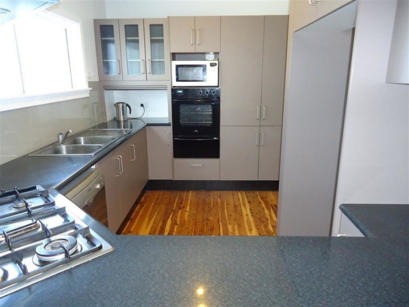 43 Northcott Parade, Wagga Wagga NSW 2650