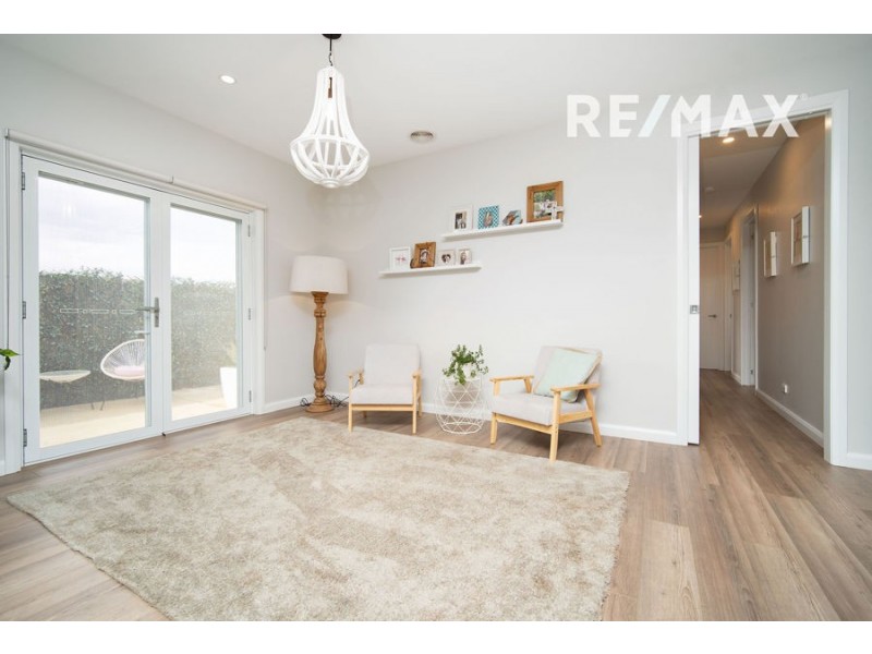 3 Morris Crescent, Gobbagombalin NSW 2650