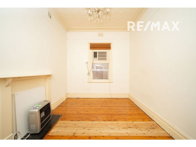 8 Best Street, Wagga Wagga NSW 2650