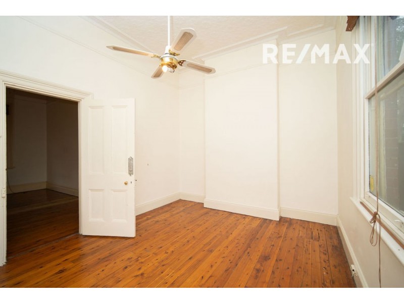 8 Best Street, Wagga Wagga NSW 2650