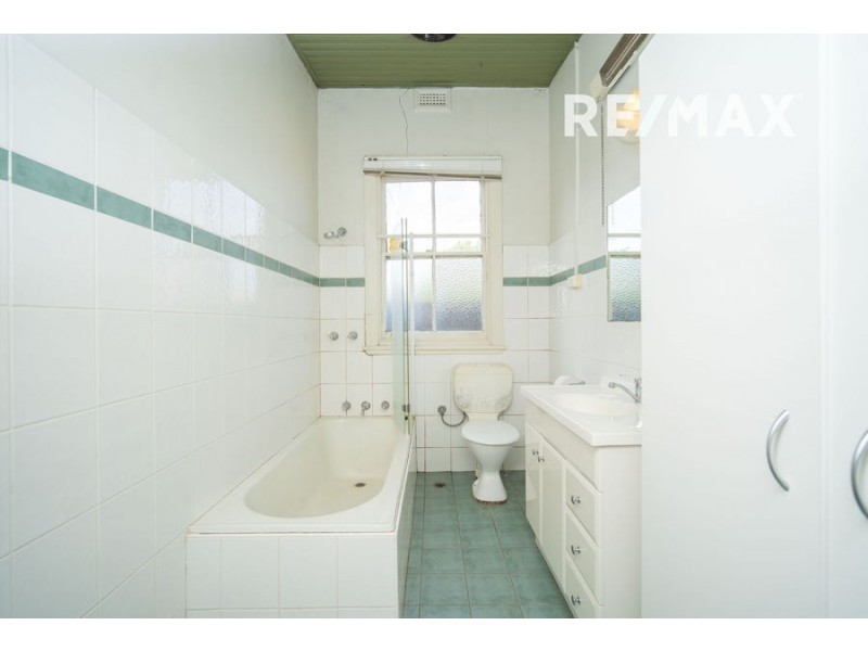 8 Best Street, Wagga Wagga NSW 2650