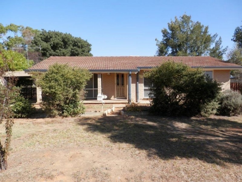 1 Hurd Street, Ashmont NSW 2650