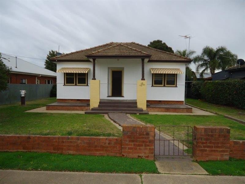 18 Slocum Street, Wagga Wagga NSW 2650