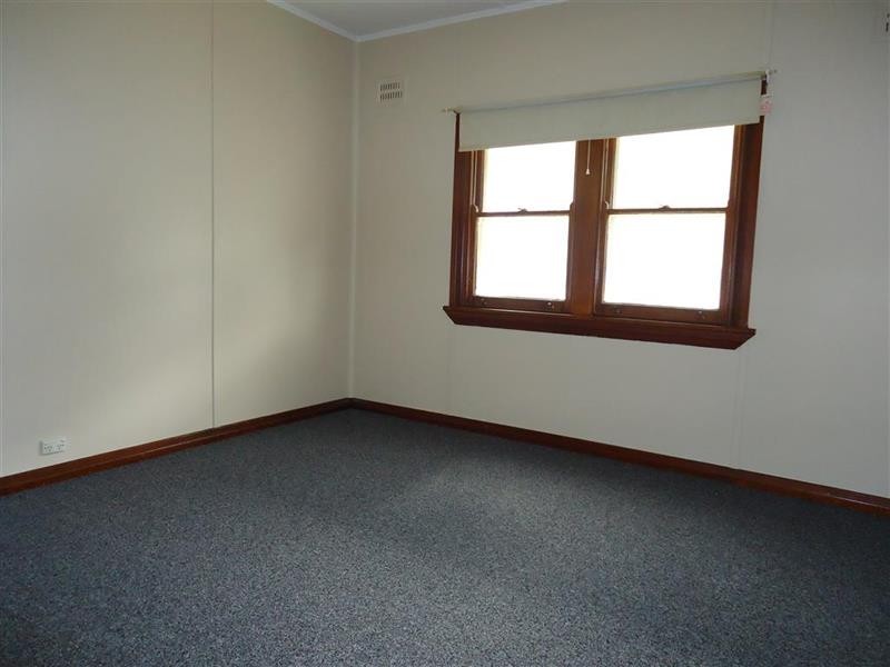 18 Slocum Street, Wagga Wagga NSW 2650
