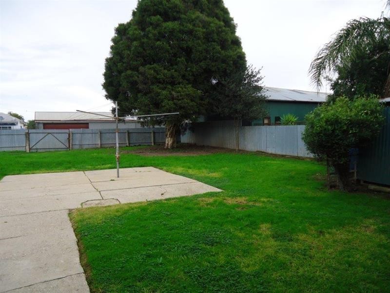 18 Slocum Street, Wagga Wagga NSW 2650