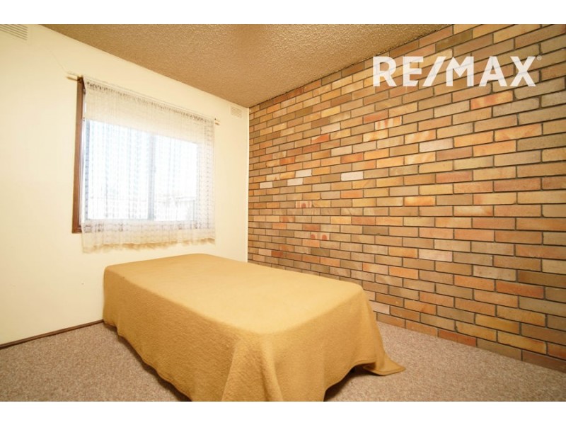 2/76 Fay Avenue, Kooringal NSW 2650