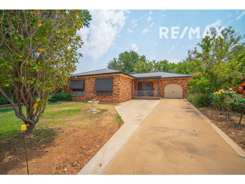 464 Kooringal Road, Lake Albert NSW 2650