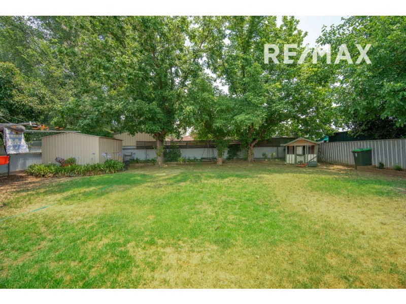 464 Kooringal Road, Lake Albert NSW 2650