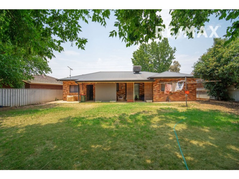 464 Kooringal Road, Lake Albert NSW 2650