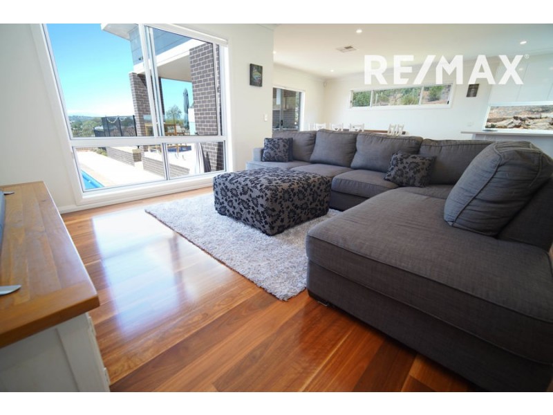 89 Riverview Drive, Moorong NSW 2650