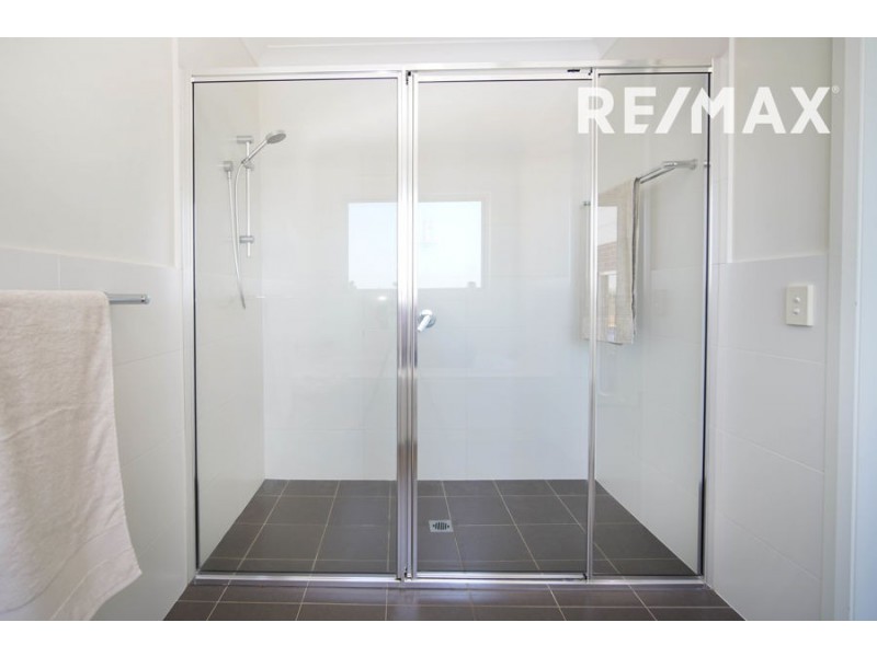 89 Riverview Drive, Moorong NSW 2650