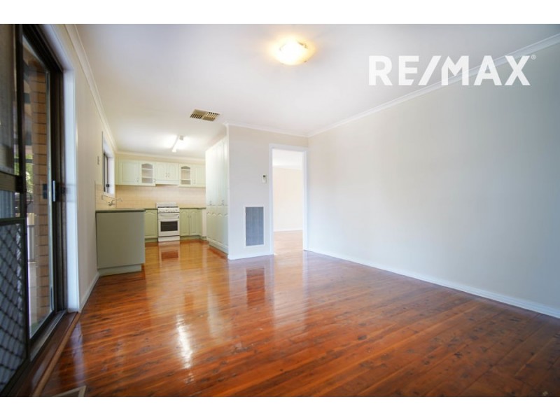 12 Allen Street, Wagga Wagga NSW 2650