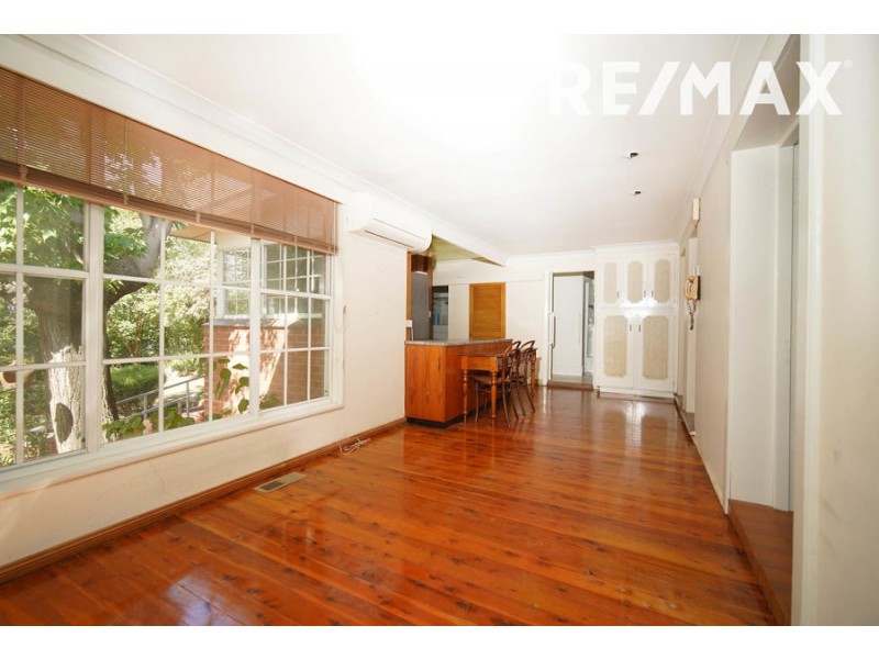 45 MacLeay Street, Turvey Park NSW 2650