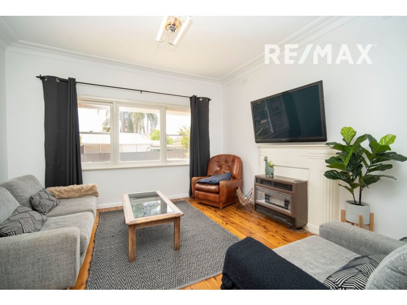 44 Heydon Avenue, Turvey Park NSW 2650