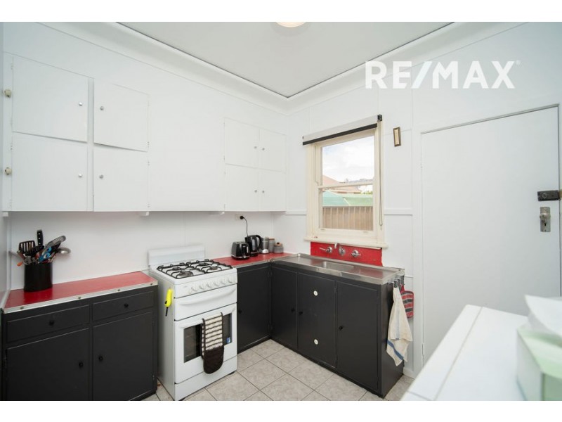 44 Heydon Avenue, Turvey Park NSW 2650