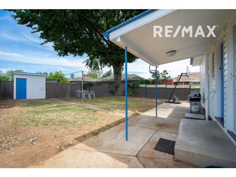 44 Heydon Avenue, Turvey Park NSW 2650