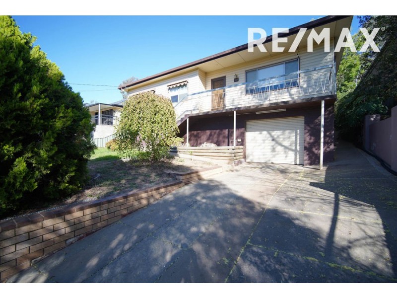 26 Warrawong Street, Kooringal NSW 2650