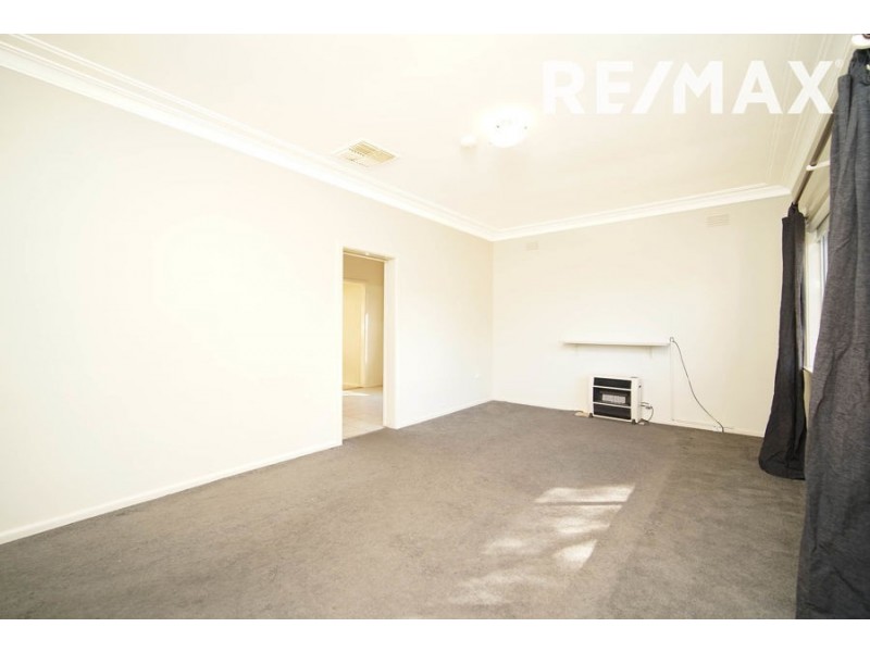 26 Warrawong Street, Kooringal NSW 2650