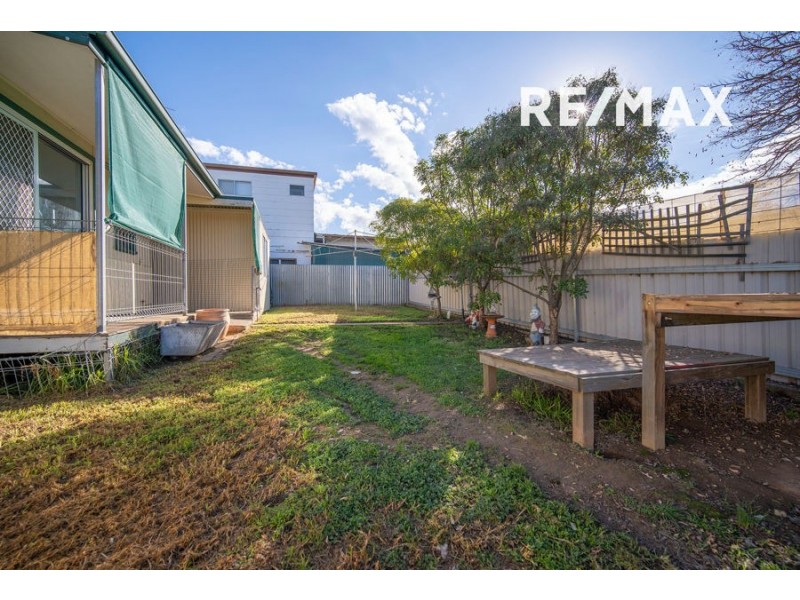 5 The Boulevard, Kooringal NSW 2650