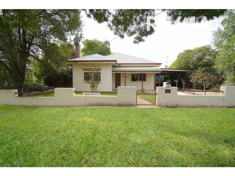 3 Sullivan Avenue, Wagga Wagga NSW 2650