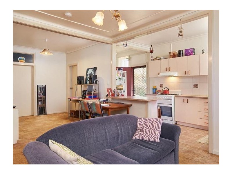 19 Castlereagh Avenue, Mount Austin NSW 2650