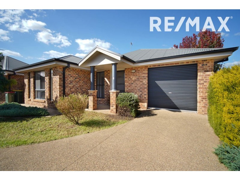2/6 Yoogali Street, Glenfield Park NSW 2650