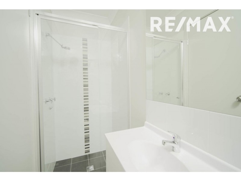 1/57 Coppabella Drive, Gobbagombalin NSW 2650