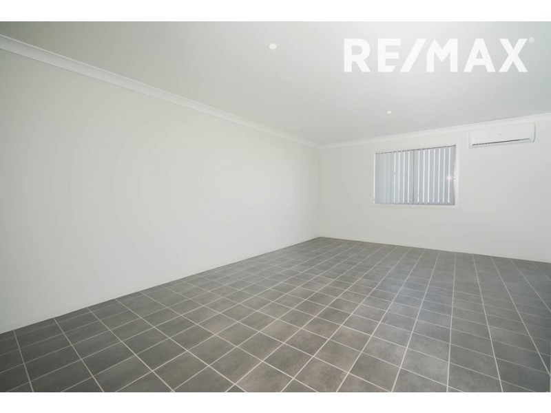 2/57 Coppabella Drive, Gobbagombalin NSW 2650