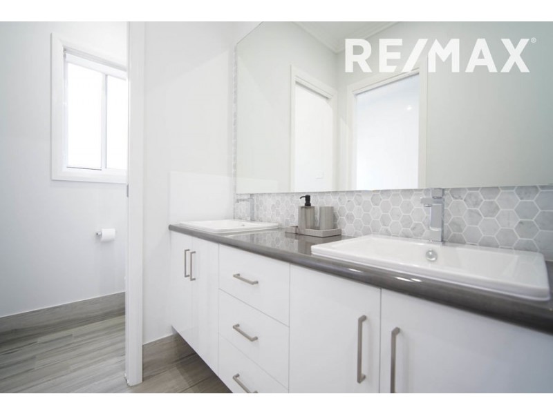 5 Mugga Street, Gobbagombalin NSW 2650