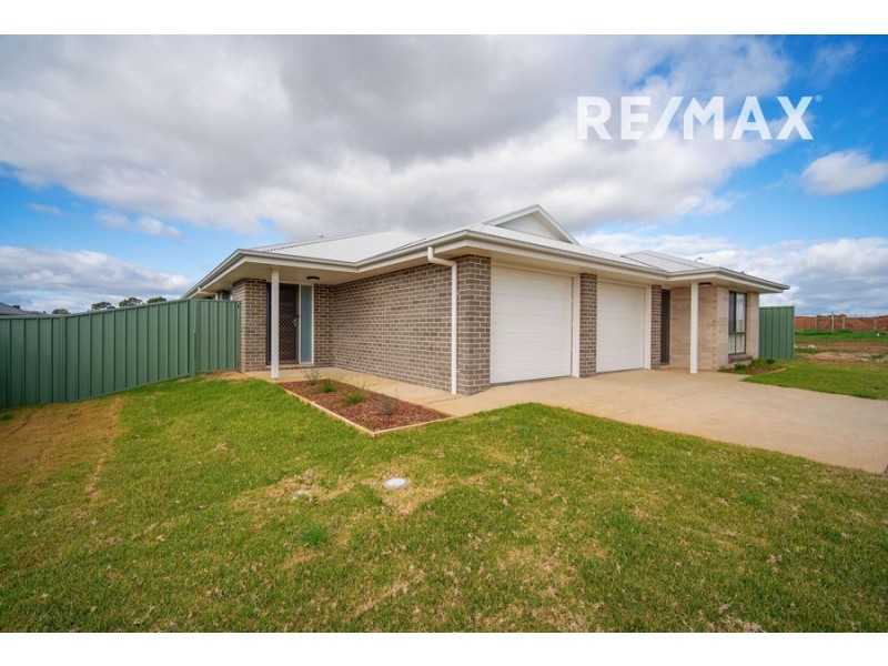 49 Paperbark Drive, Forest Hill NSW 2651