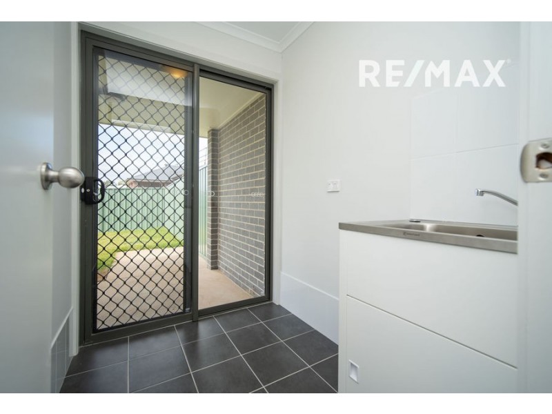 49 Paperbark Drive, Forest Hill NSW 2651