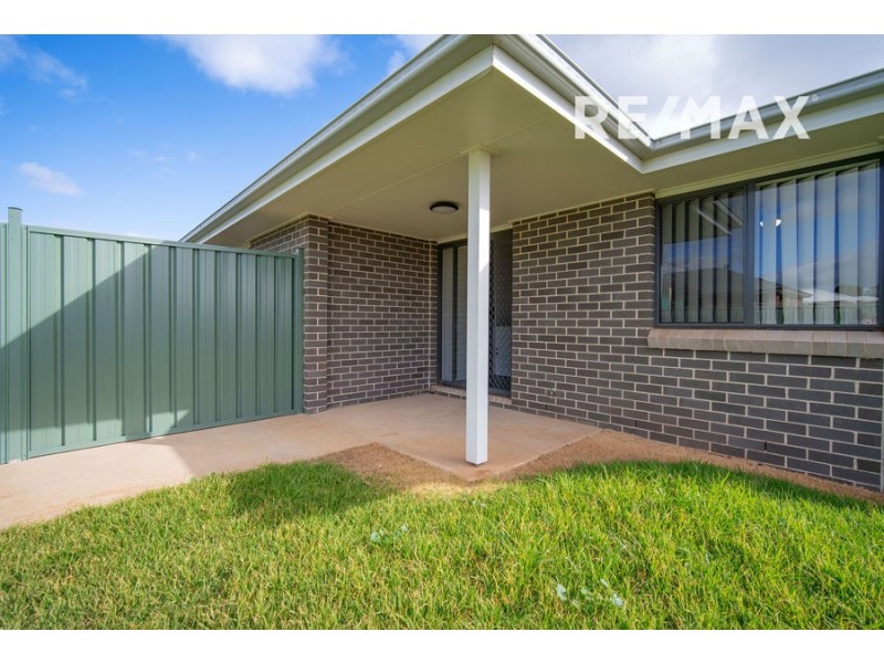 49 Paperbark Drive, Forest Hill NSW 2651