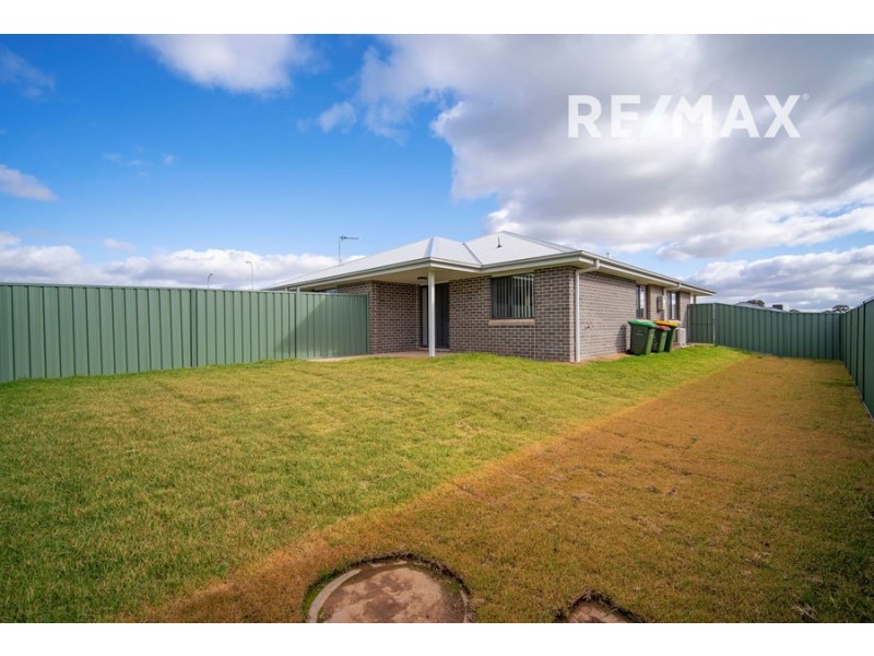 49 Paperbark Drive, Forest Hill NSW 2651