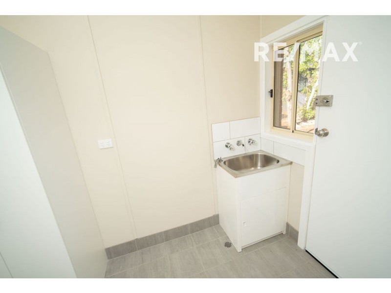 380 Lake Albert Road, Kooringal NSW 2650