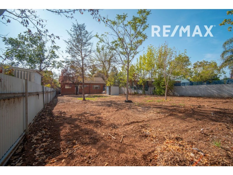 380 Lake Albert Road, Kooringal NSW 2650