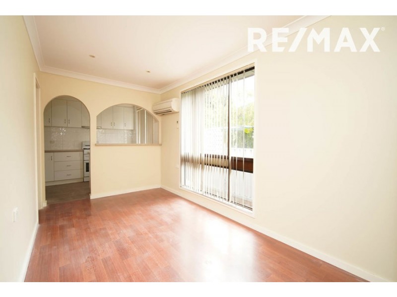 73 Ziegler Avenue, Kooringal NSW 2650