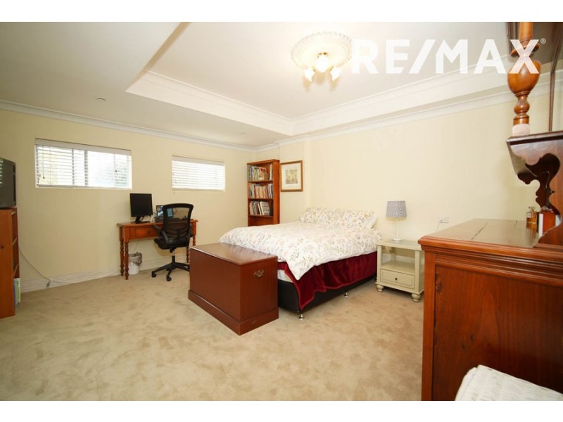 6 Beauty Point Avenue, Turvey Park NSW 2650