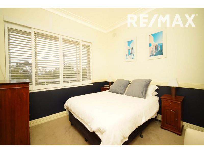 6 Beauty Point Avenue, Turvey Park NSW 2650