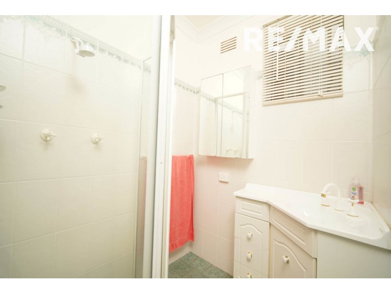 6 Beauty Point Avenue, Turvey Park NSW 2650