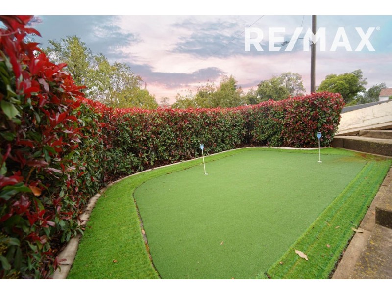 6 Beauty Point Avenue, Turvey Park NSW 2650