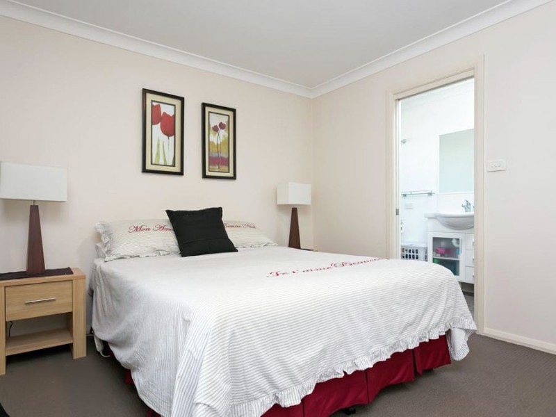 7/2-4 Macquarie Street, Mount Austin NSW 2650