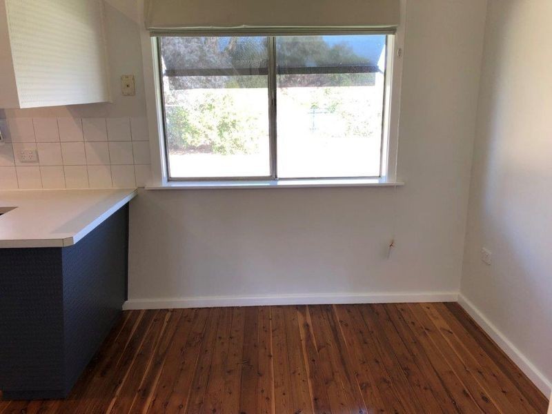 11 Moran Street, Tolland NSW 2650