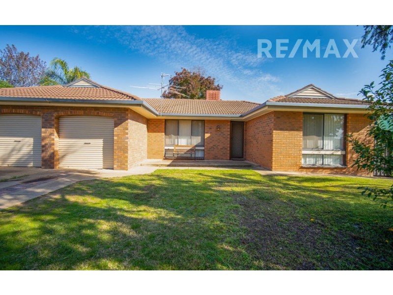 30 Undurra Drive, Glenfield Park NSW 2650