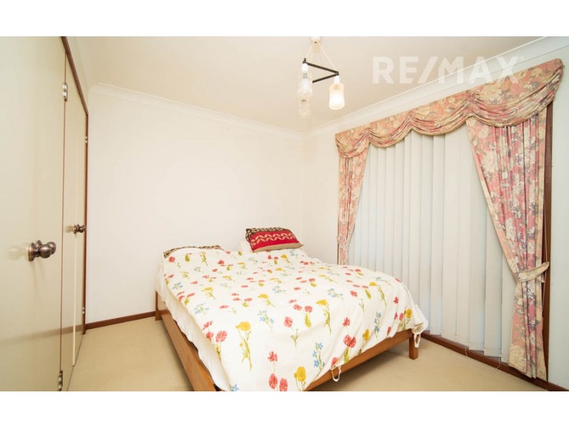 30 Undurra Drive, Glenfield Park NSW 2650