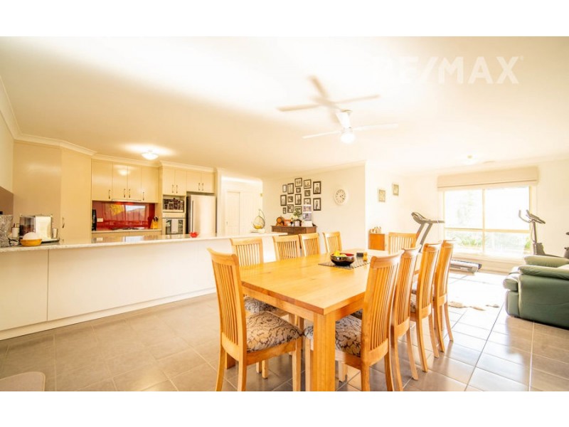 15 Peppermint Drive, Springvale NSW 2650