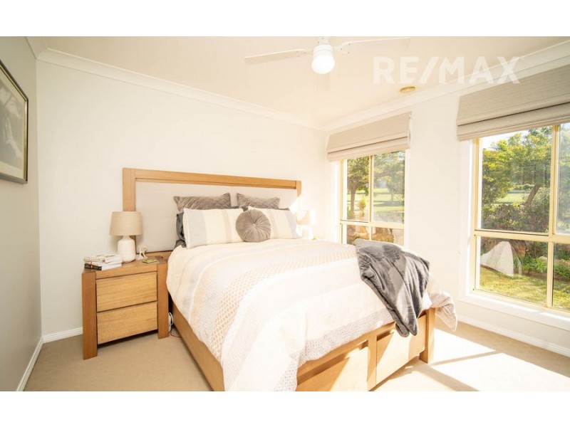 15 Peppermint Drive, Springvale NSW 2650
