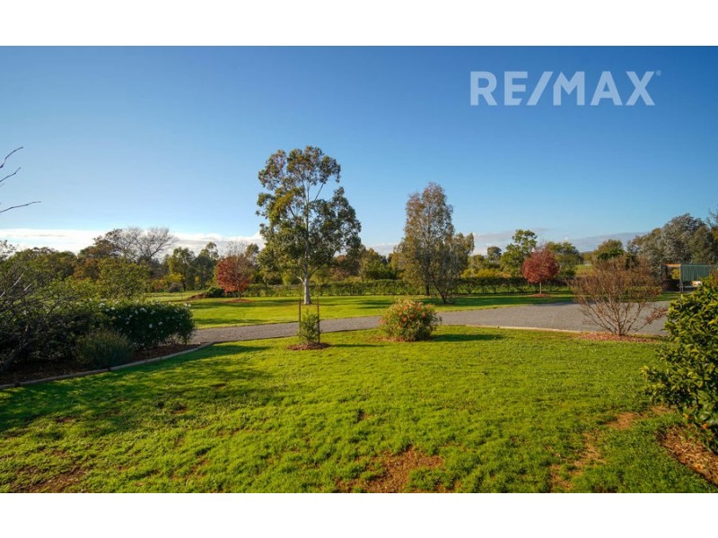 15 Peppermint Drive, Springvale NSW 2650