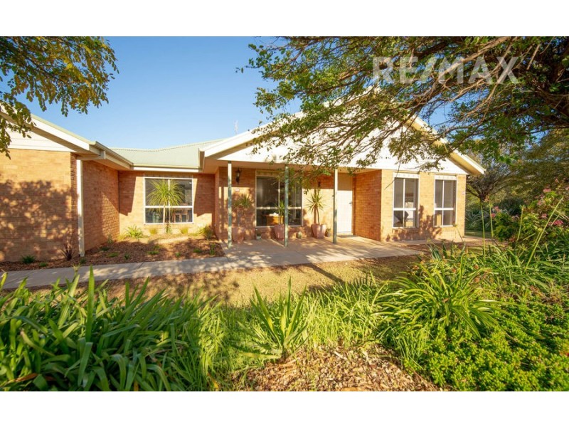15 Peppermint Drive, Springvale NSW 2650
